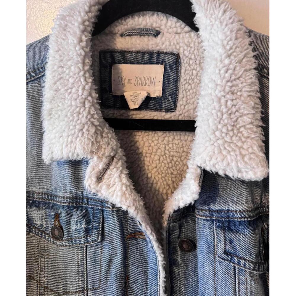 Sky and Sparrow Blue Denim Trucker Jacket with White Sherpa Lining XL - Picture 5 of 6